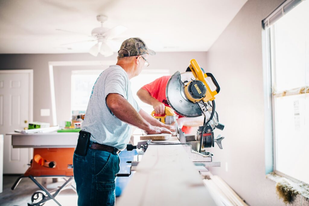 Home repair services by Raemoe Services 