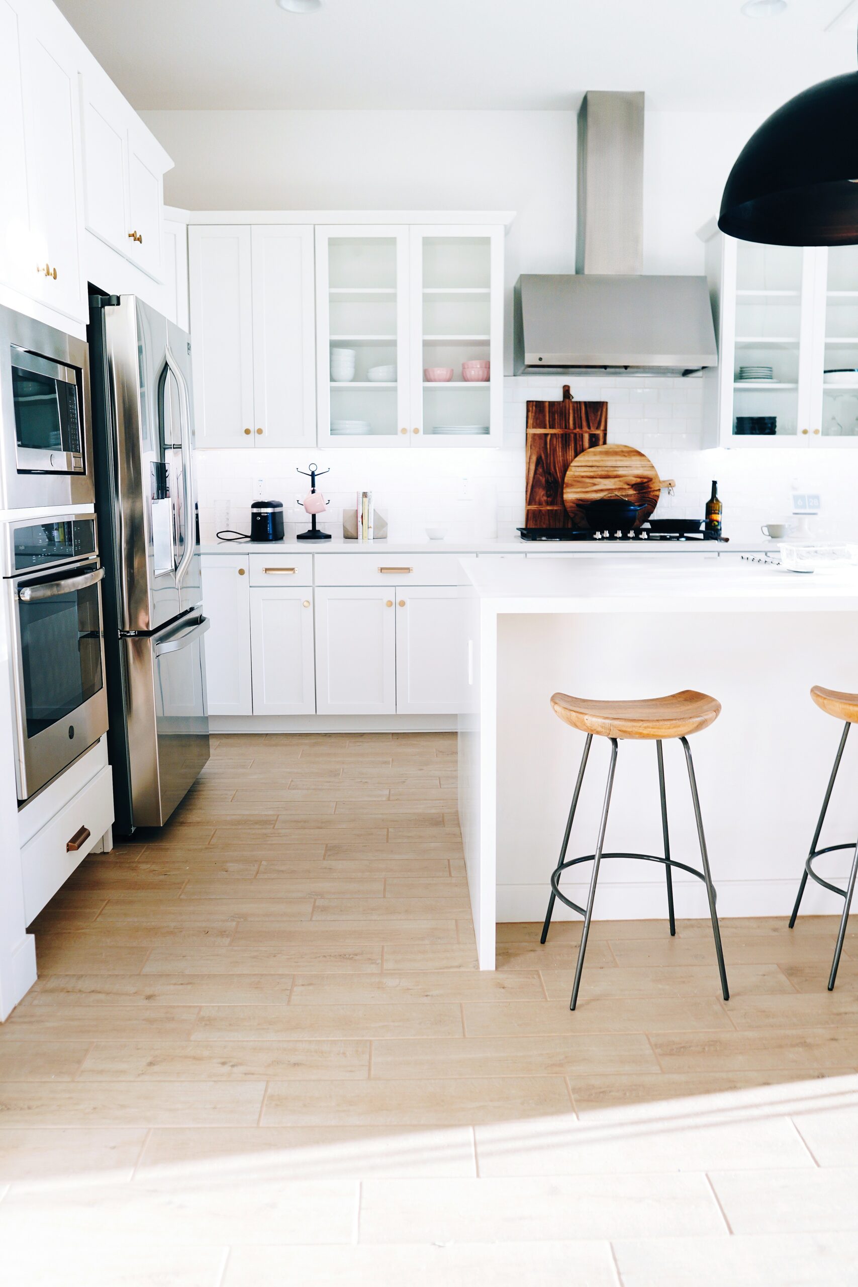service-1 josh hemsley 7qokbetfg94 unsplash