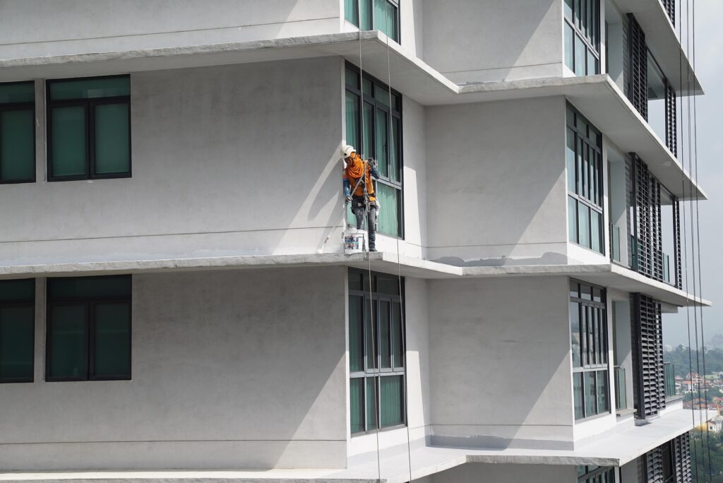 spencerwing building maintenance 3926045 1920